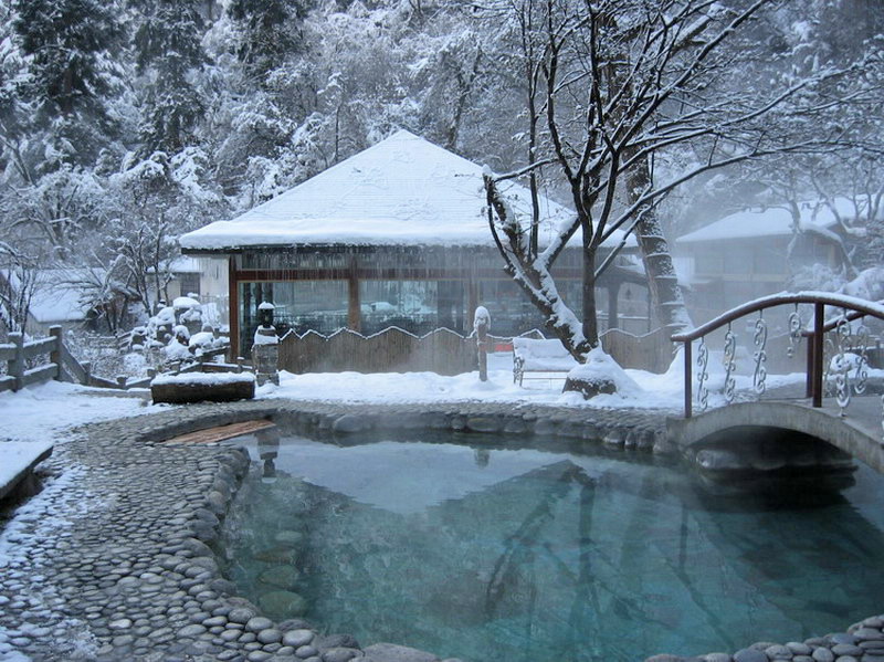 冬天泡温泉注意事项有哪些呢?需要准备什么呢?1