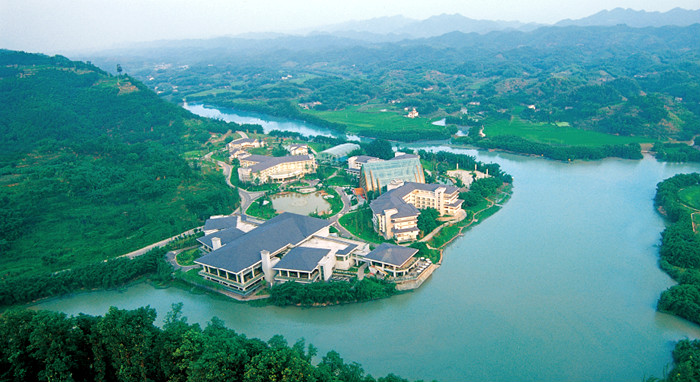 蜀南温泉为什么能受到我们大家的喜爱呢？1