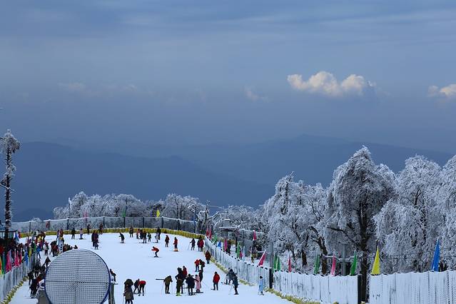 四川滑雪场众多，哪一个滑雪场最适合自己呢？2
