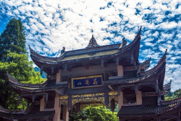 国庆峨眉山旅游攻略,感受峨眉文化魅力6