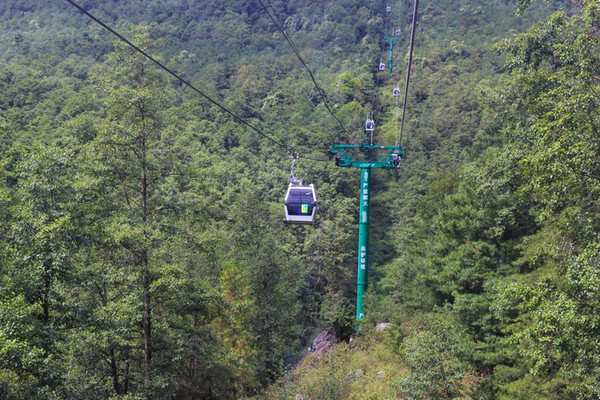 国庆峨眉山旅游攻略，欣赏秀美风光及佛教文化1