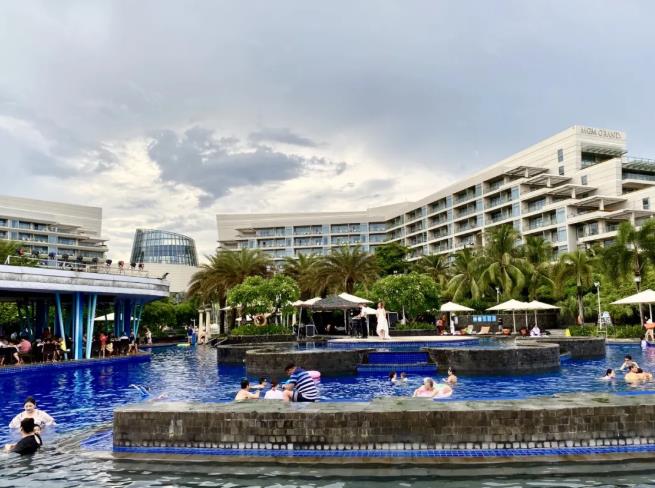 想知道三亚酒店哪家好?跟着小编带你走进三亚2