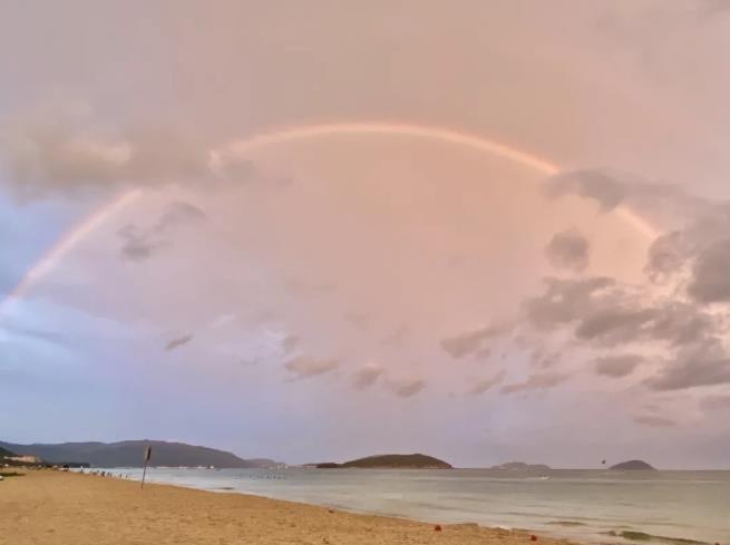 想知道三亚酒店哪家好?跟着小编带你走进三亚11