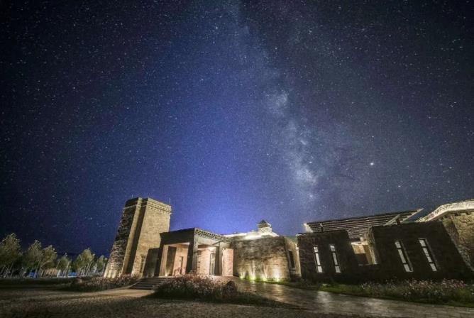 超高性价比川西轻奢路线,领略耀眼的金和漫天的星13