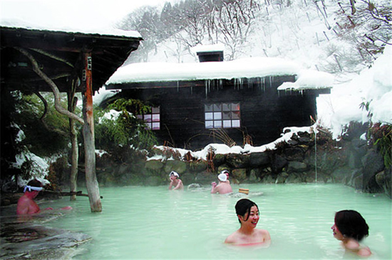 女人为什么要泡温泉？有哪些好处？1