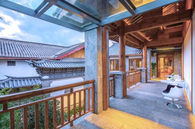 成都欢乐谷周边有哪些住宿可以推荐?1