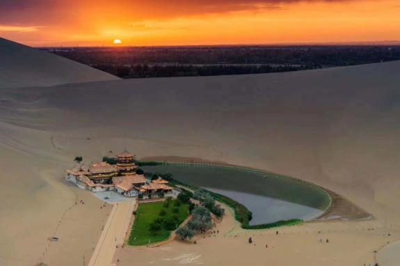 青甘大环线西北8日游，告诉你都有哪些特色景点8