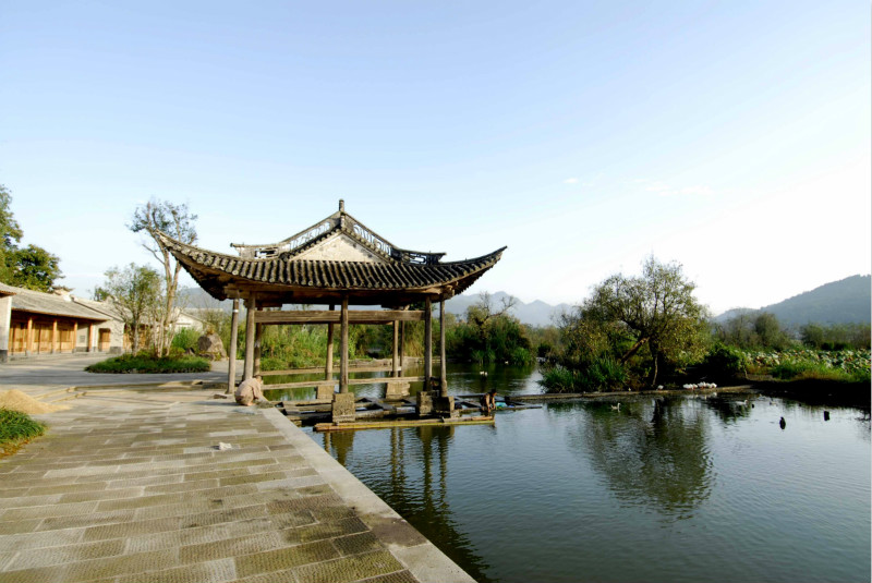 去腾冲游玩,不要错过和顺古镇这个景点4