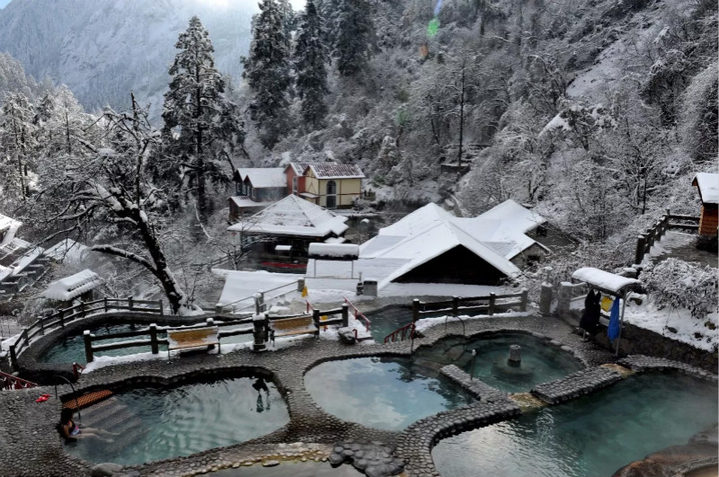 冬天泡温泉去哪里好？四川五大温泉景区推荐4