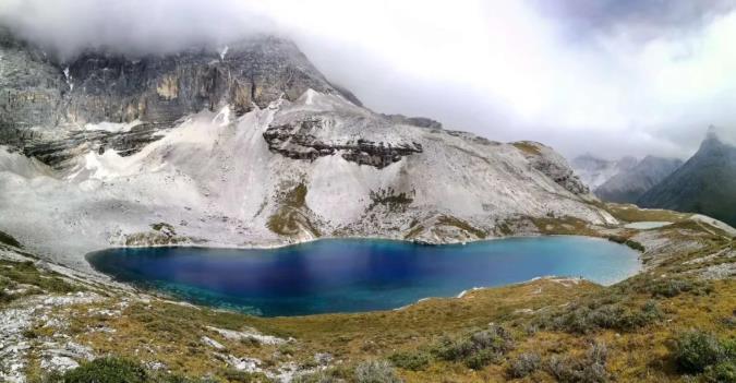 厌倦了海岛和滑雪,不如来川西体验神仙酒店1