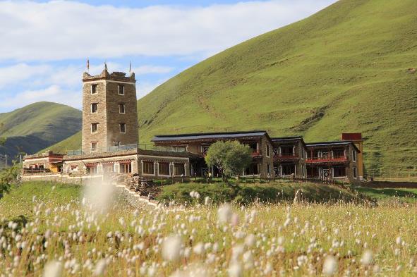 厌倦了海岛和滑雪,不如来川西体验神仙酒店4