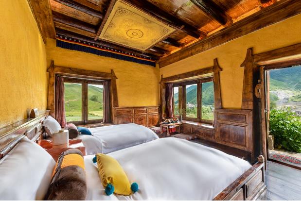 厌倦了海岛和滑雪,不如来川西体验神仙酒店5