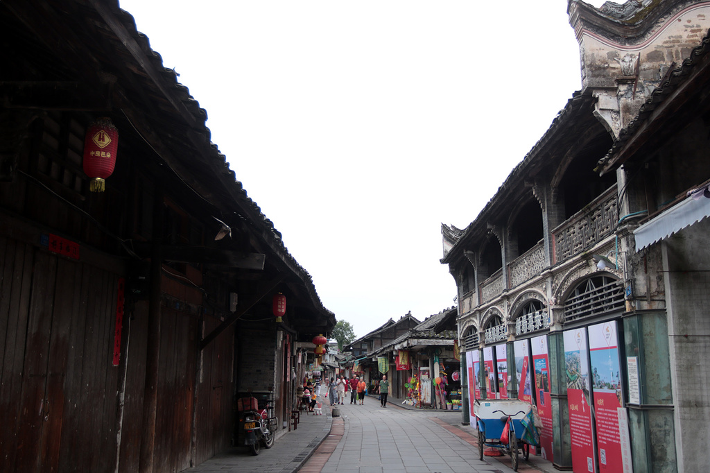 成都新场古镇在哪里？有哪些好玩的项目？1