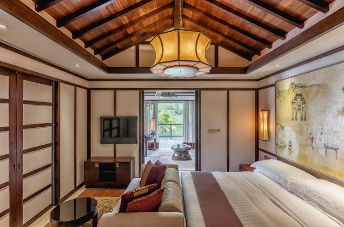 重庆因山城特色被人钟爱，因火锅美食被人垂涎15