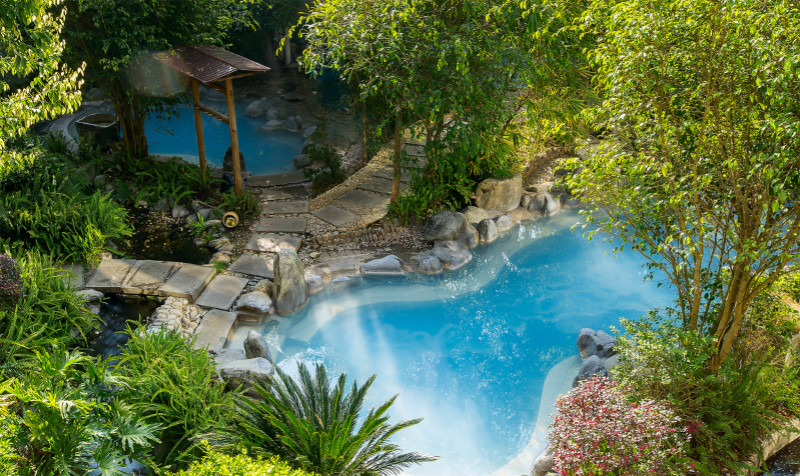 云南腾冲哪里的温泉比较好？3