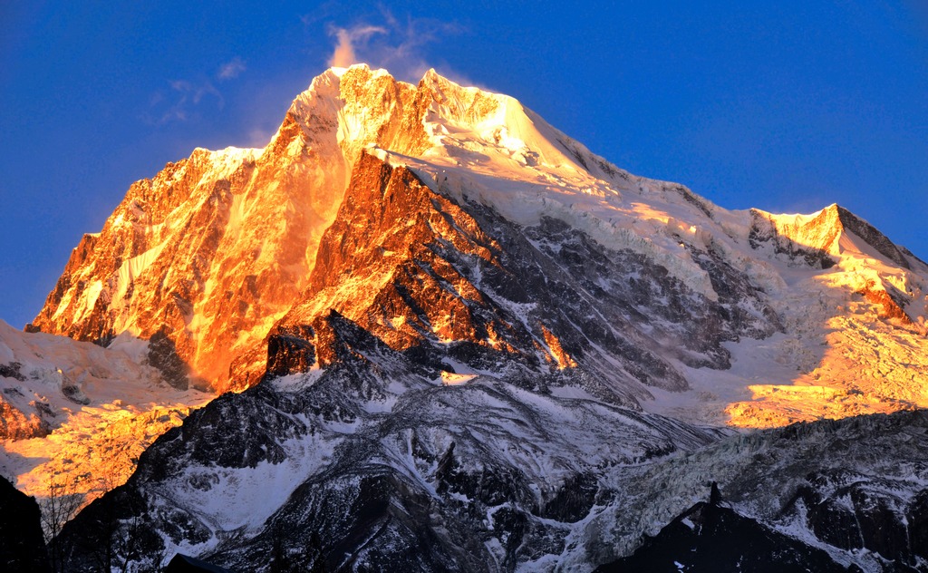 冬季从成都到海螺沟旅游，有什么景点可以看？3