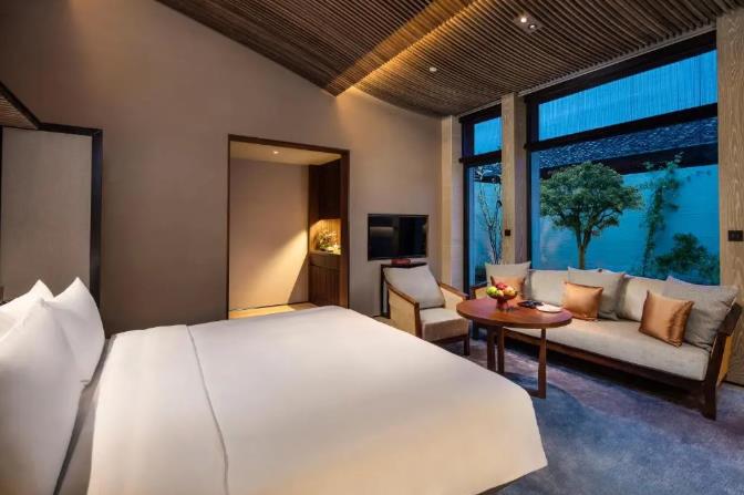 有着「上海威尼斯」之称的朱家角安麓10