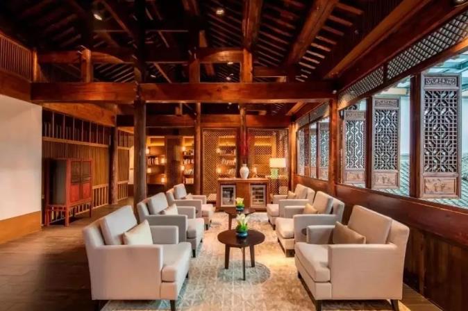 有着「上海威尼斯」之称的朱家角安麓16