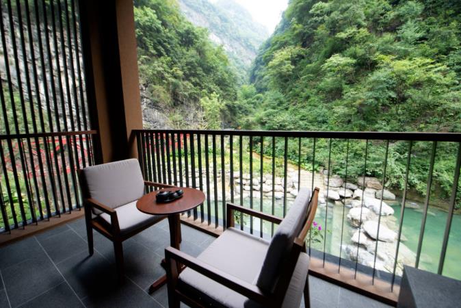 深山之处是“樸鄉”，在重庆卧龙潭寻一处温泉秘境9