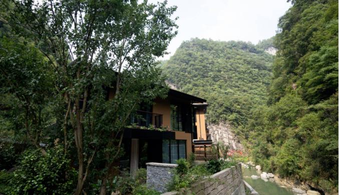 深山之处是“樸鄉”，在重庆卧龙潭寻一处温泉秘境10