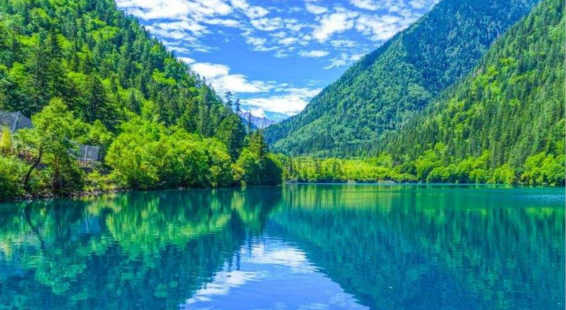 成都到九寨沟三日游线路都有哪些呢？2