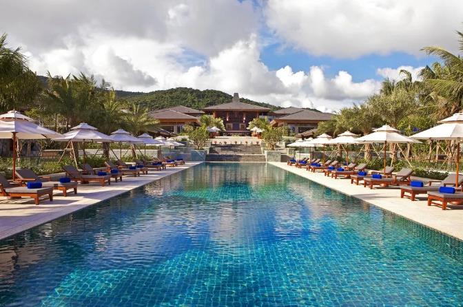 春游去三亚游玩,有哪些酒店适合入住呢?14