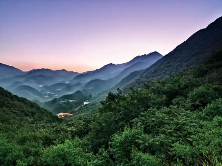 重新启程的长城脚下的公社1