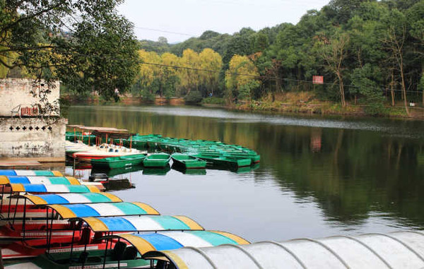 五一成都百工堰、洛带古镇一日游行程安排2