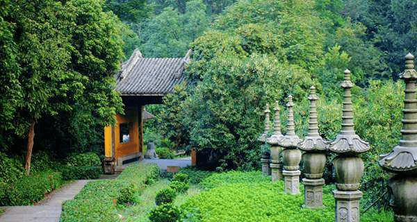 杭州暑假都有哪些地方可以游玩？2