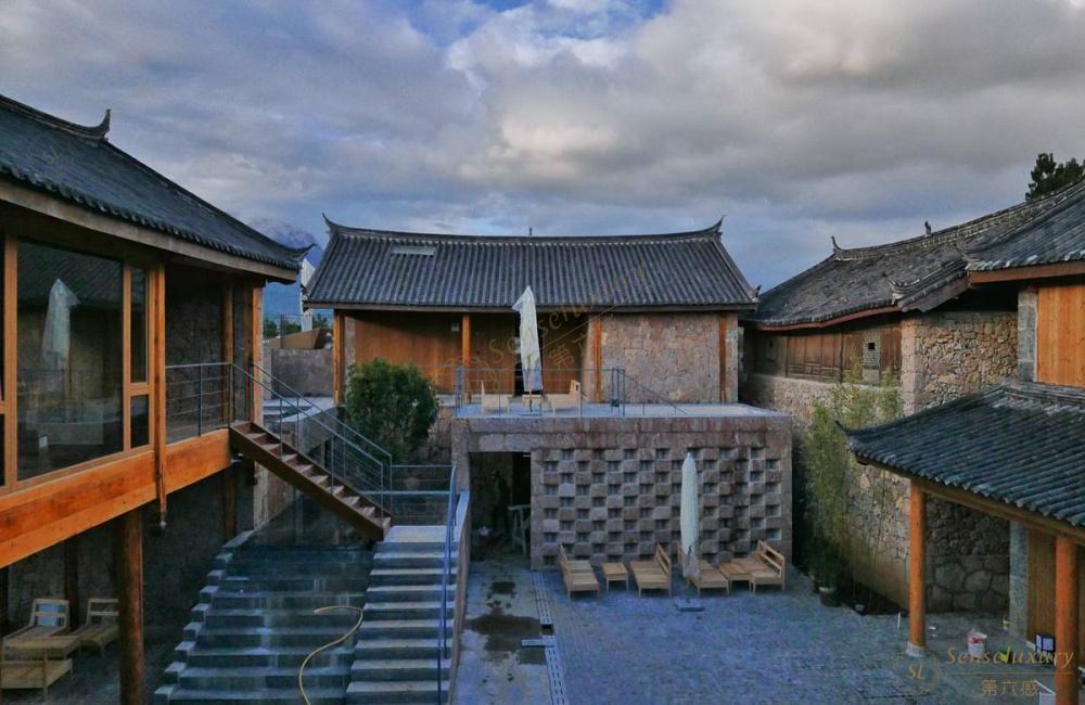 暑假假期来丽江旅游时住这几个别墅1