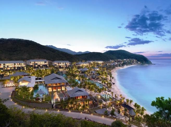 暑假快到了,去三亚都有哪些好酒店可以推荐?8