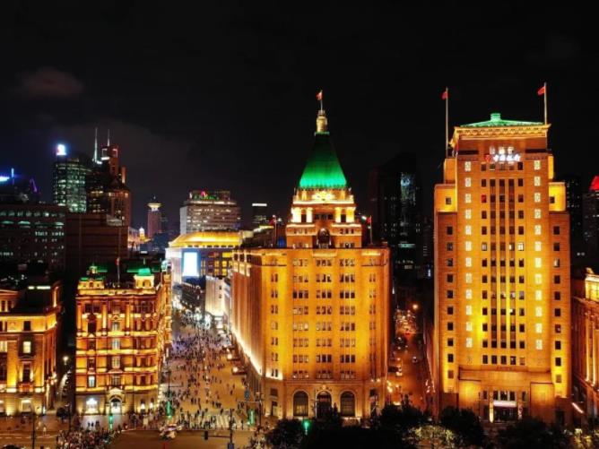 上海外滩灯光秀刷屏了,盘点那些最佳观看酒店10