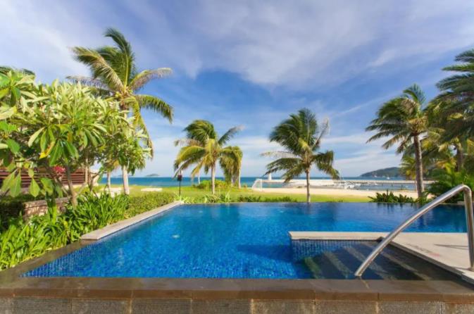 暑期带上萌娃，来亚龙湾瑞吉酒店度一次假吧！2