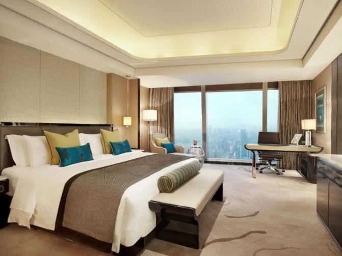 打卡深圳三大云端顶奢酒店,体验吃睡皆在云端的魅力3