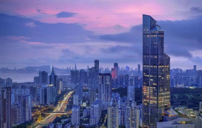 打卡深圳三大云端顶奢酒店,体验吃睡皆在云端的魅力5