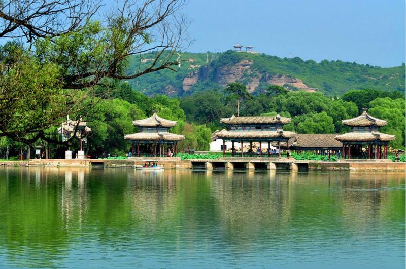 国内都有哪些好地方合适七八月去旅行的?4