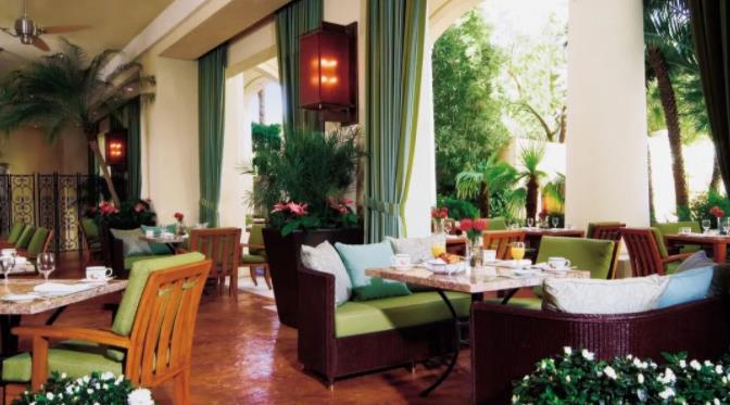 兼具奢靡与光怪陆离的拉斯维加斯，有哪些值得一住的酒店呢？5