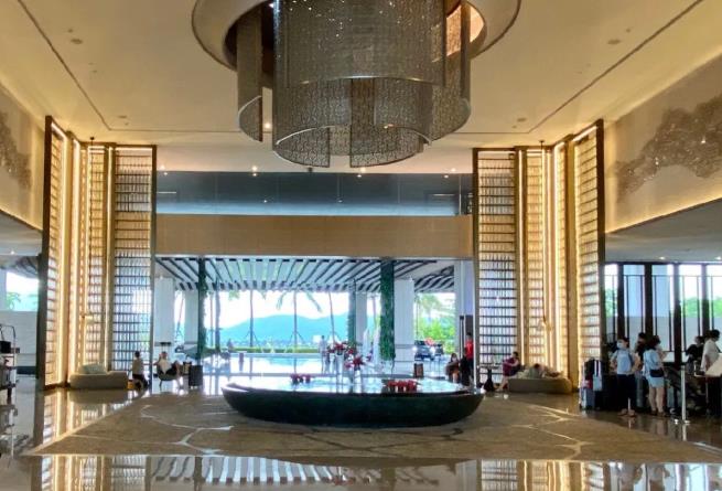 暑假带娃去三亚，都有哪些酒店适合入住？23