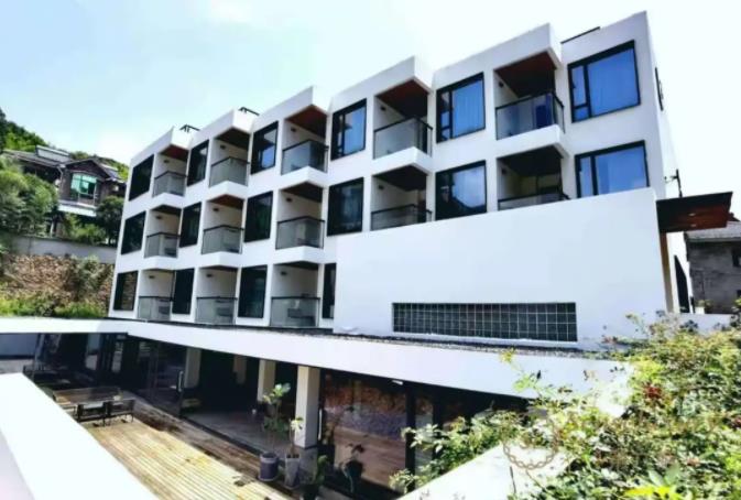 私藏于莫干山竹林山野中的民宿10