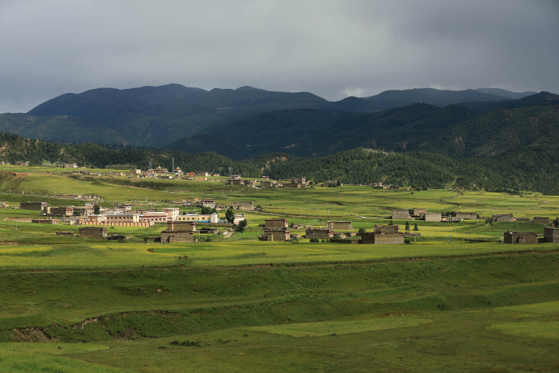 从成都到大理的一路上都可以欣赏到哪些美景?3