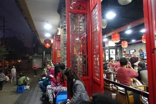 你知道成都都有哪些小吃街和美食吗?2