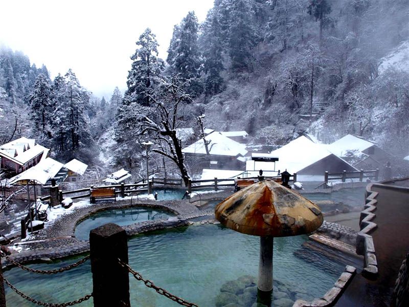 海螺沟温泉有哪些？值得去泡吗？4