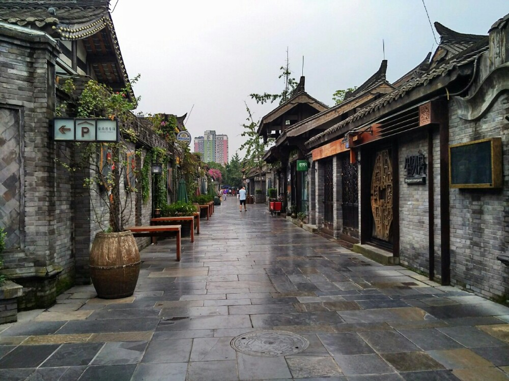 来成都自助游,都有哪些好玩的好吃的?2