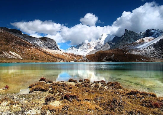 十一去稻城亚丁该如何安排旅游路线？5