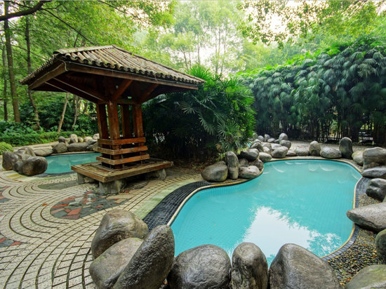 国内温泉度假村都有哪些能排上名的？7