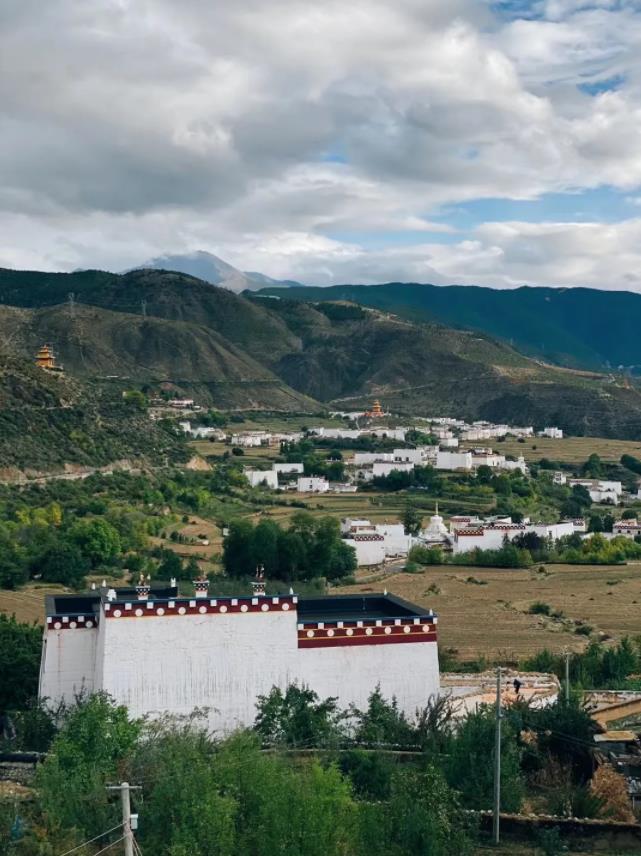 滇川秘境｜8天7晚徒步走近神山，在雪山下露营9