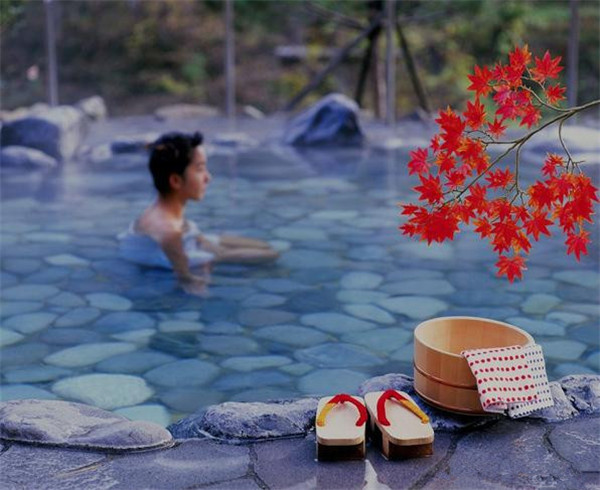 男士泡汤穿什么比较合适？有啥要求？5