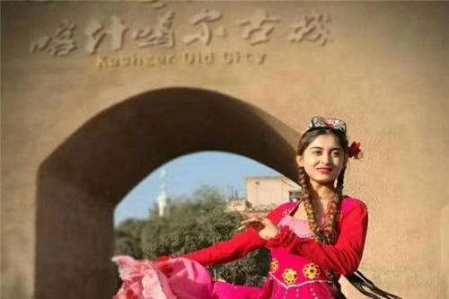 西安新疆跟团旅游(新疆报团旅游报价)1