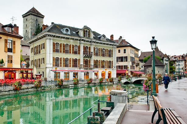 去法国旅游什么季节好(旅游什么季节去比较好)1