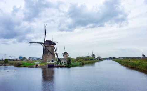 荷兰8月旅游攻略(去荷兰旅游攻略)2